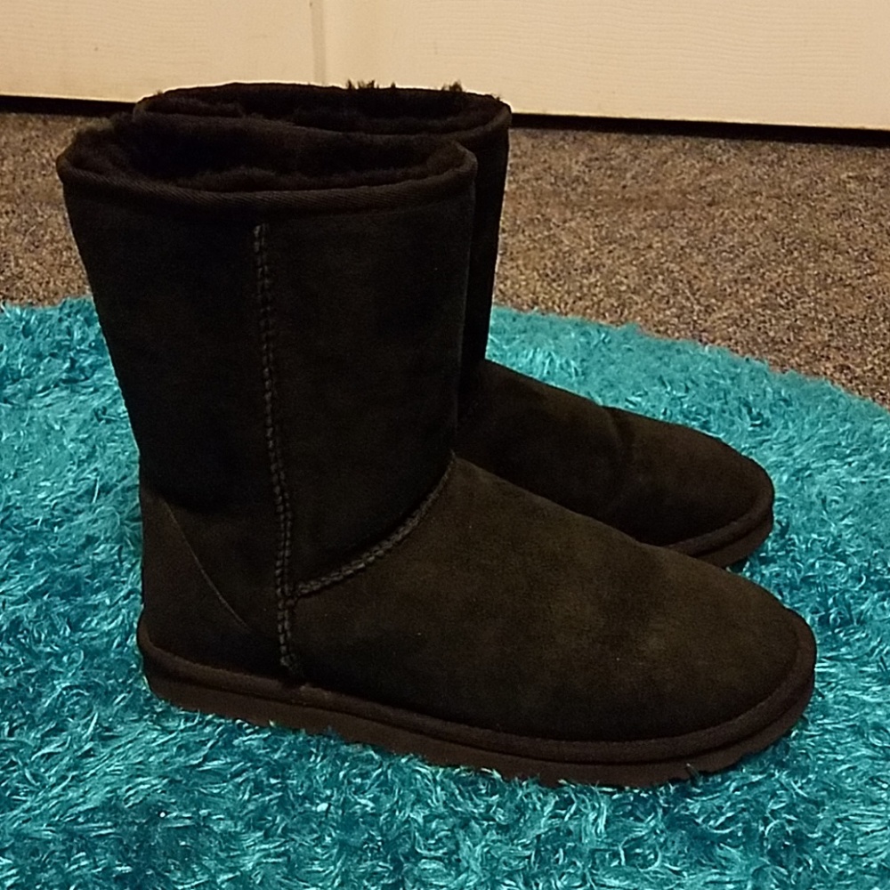 Size 9 black UGG boots